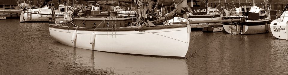 New mast, new season… at last!